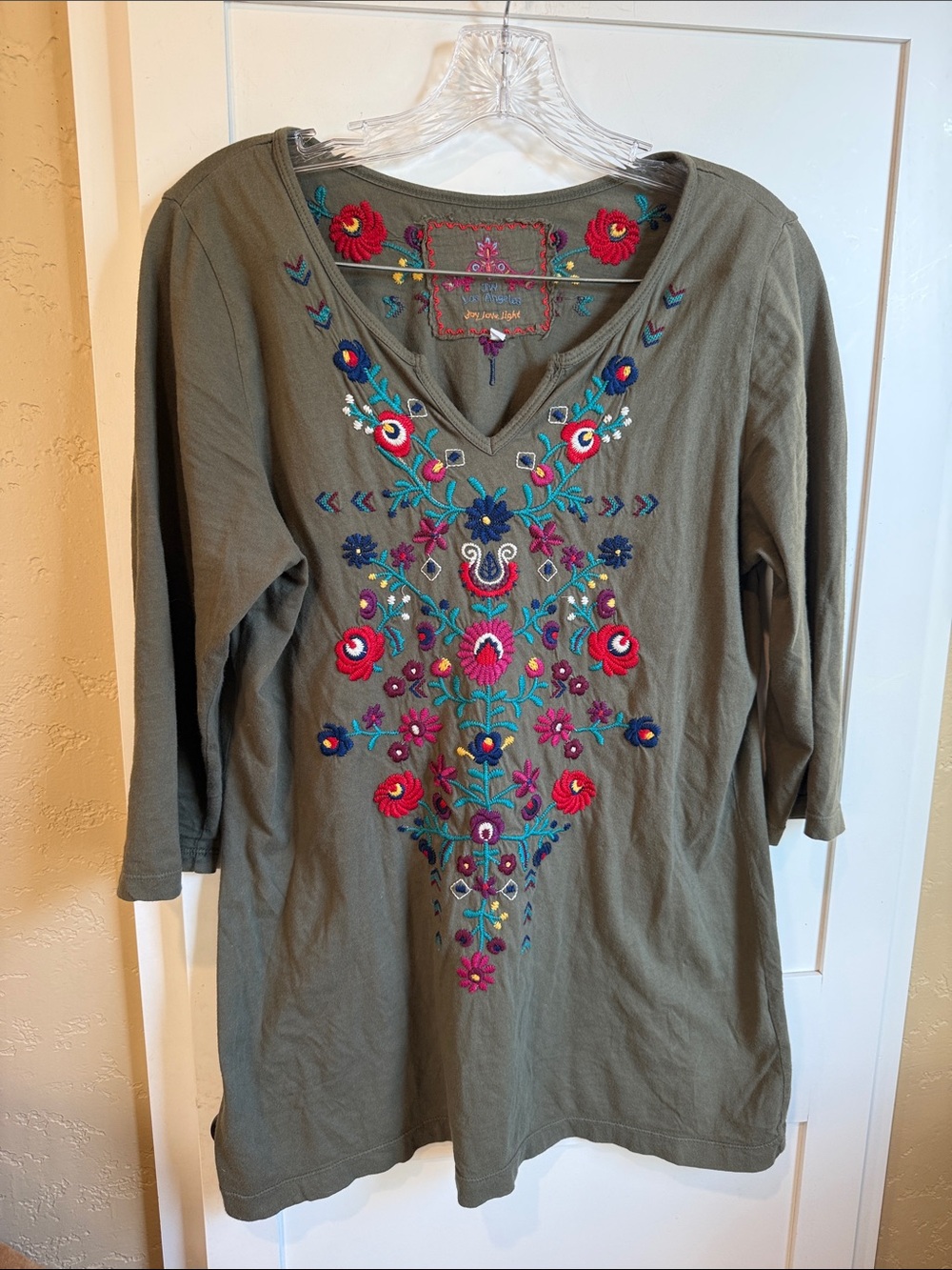 Johnny Was Green Emboidered Blouse Knit Top M